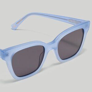 Madewell Pierport Sunglasses in Distant Peri